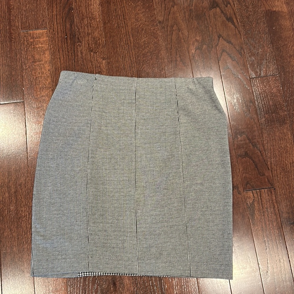 like new - Picture 3 of 4